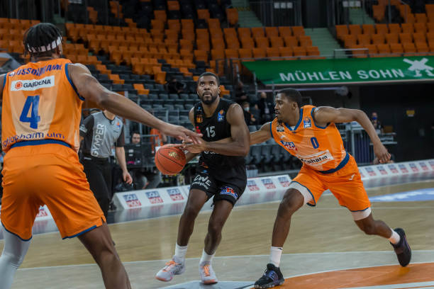 的故事还远 的故事还远