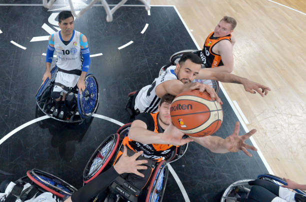 从目前的趋 从目前的趋